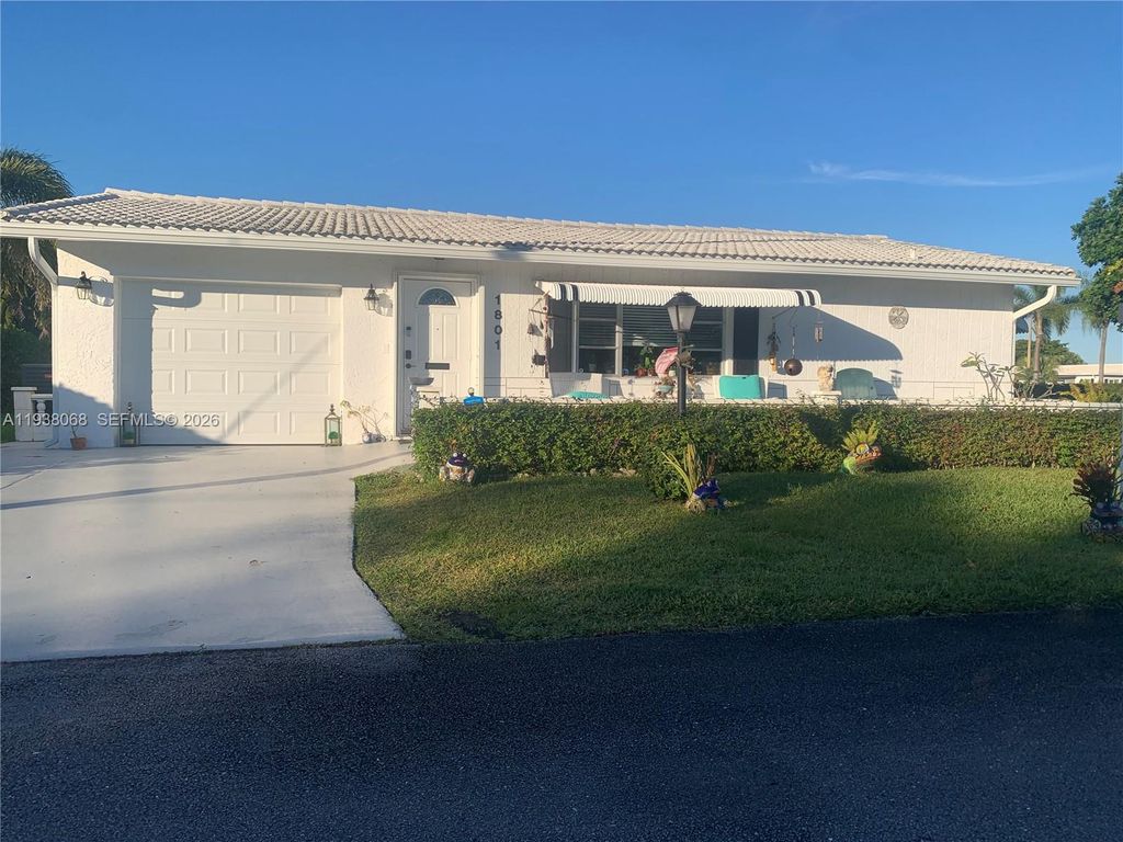 1801 SW 22nd Way, Boynton Beach, FL 33426
