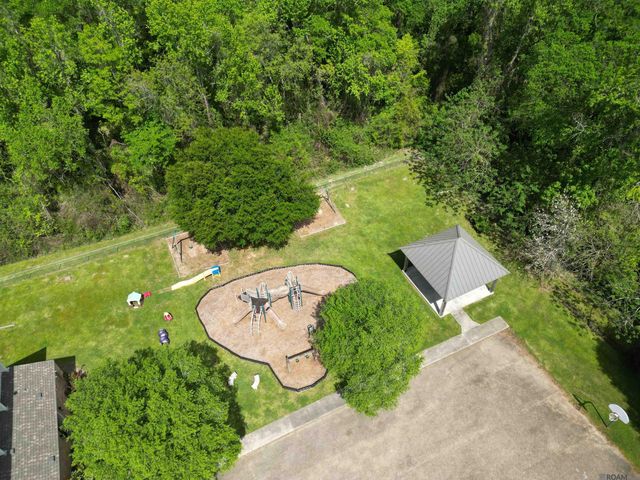 621 W Woodruff Dr, Baton Rouge, LA 70808