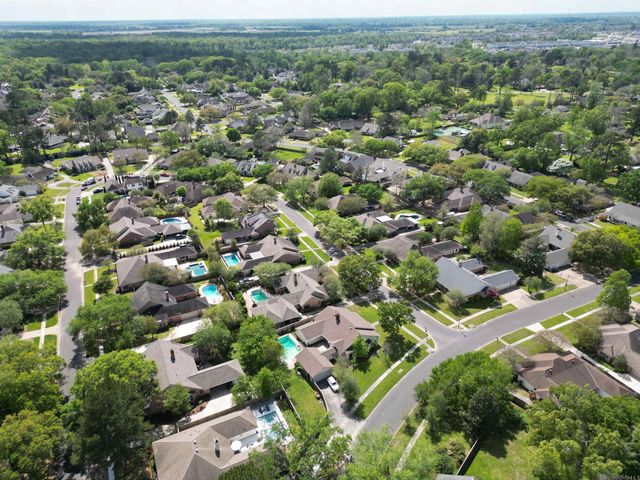 621 W Woodruff Dr, Baton Rouge, LA 70808