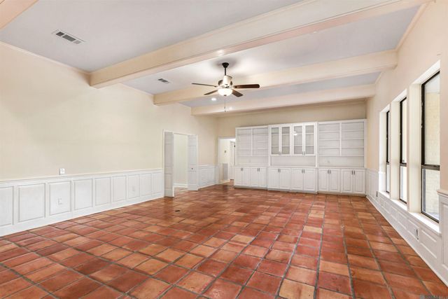 621 W Woodruff Dr, Baton Rouge, LA 70808