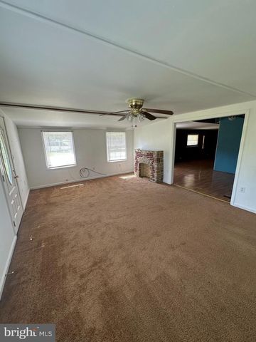 885 LIBERTY FURNACE RD, Edinburg, VA 22824