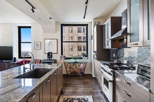 6 N Michigan Avenue 1103, Chicago, IL 60602