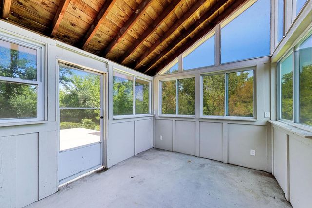 26955 N COUNTRYSIDE LAKE Drive, Mundelein, IL 60060