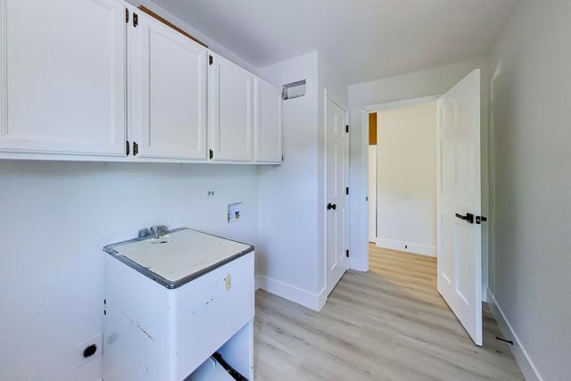 26955 N COUNTRYSIDE LAKE Drive, Mundelein, IL 60060