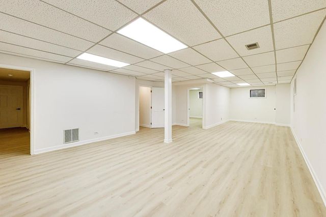 26955 N COUNTRYSIDE LAKE Drive, Mundelein, IL 60060
