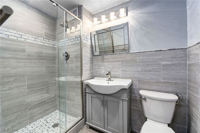 12520 Edgewater Drive 1506, Lakewood, OH 44107