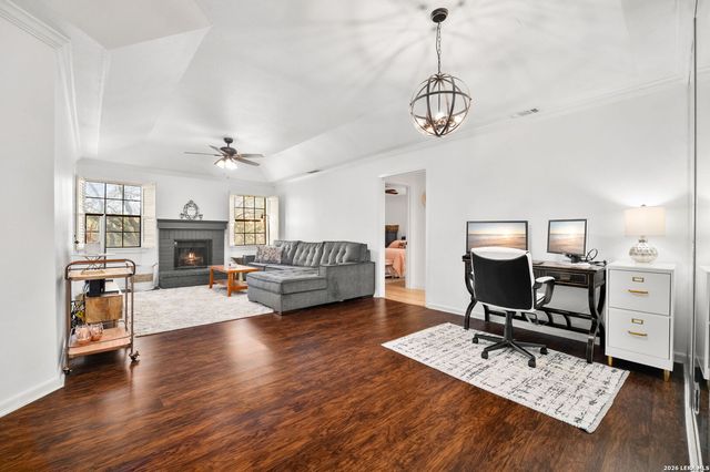 8415 Fredericksburg Rd Apt 907, San Antonio, TX 78229