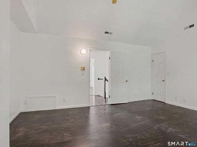 197 Sheephill Road C, Greenwich, CT 06878