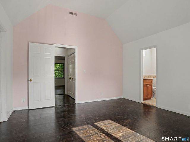 197 Sheephill Road C, Greenwich, CT 06878