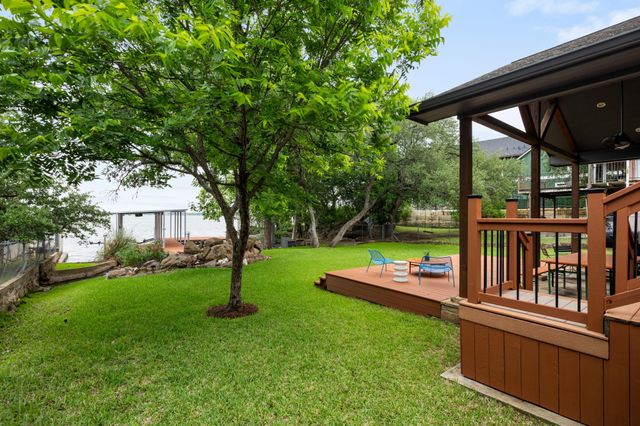 111 Inspiration DR, Sunrise Beach, TX 78643