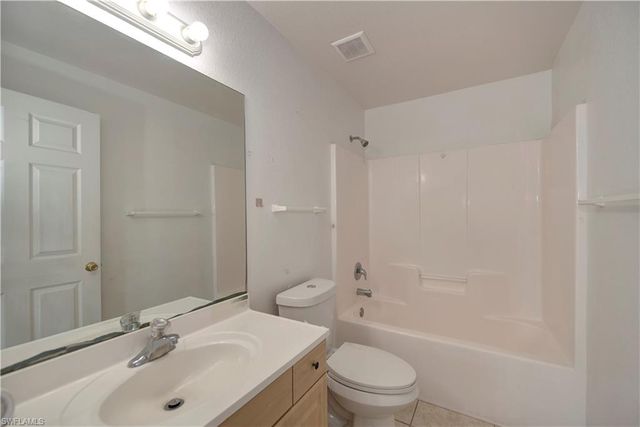 4402 Douglas LN, Lehigh Acres, FL 33973