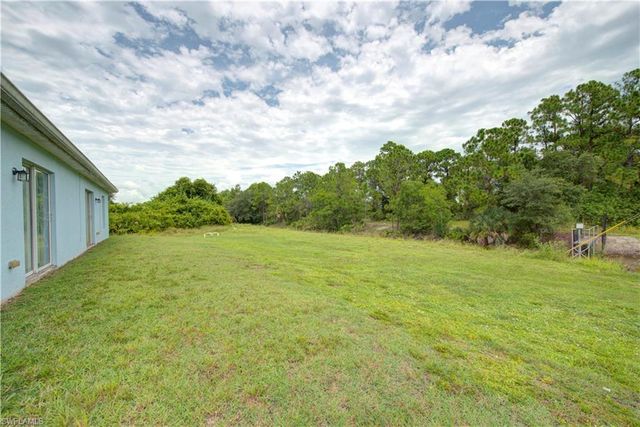 4402 Douglas LN, Lehigh Acres, FL 33973