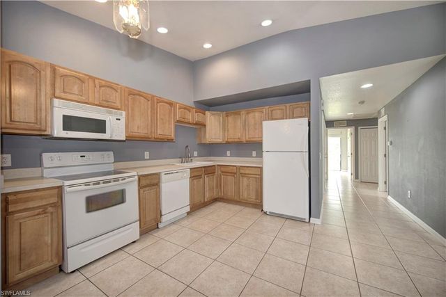 4402 Douglas LN, Lehigh Acres, FL 33973
