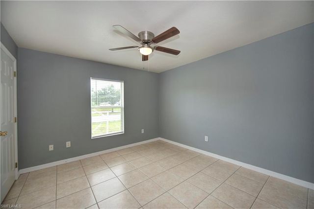 4402 Douglas LN, Lehigh Acres, FL 33973
