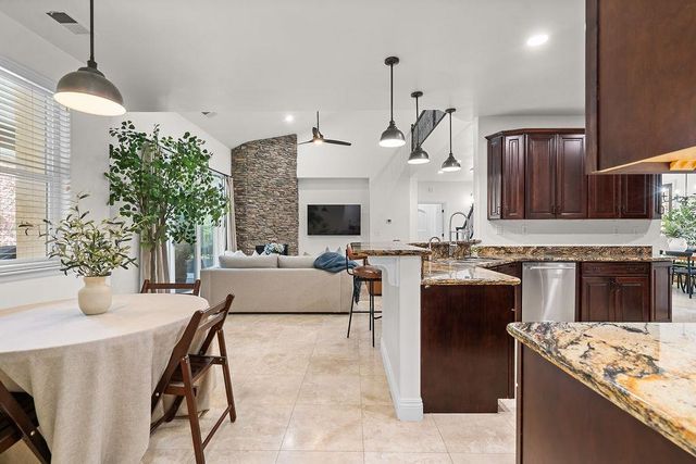 3745 Marshall Ave, Carmichael, CA 95608