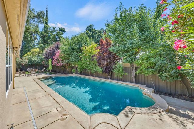 3745 Marshall Ave, Carmichael, CA 95608