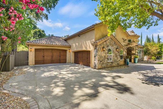 3745 Marshall Ave, Carmichael, CA 95608