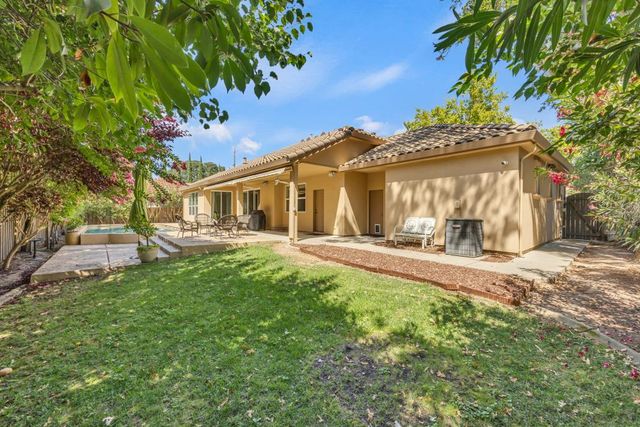 3745 Marshall Ave, Carmichael, CA 95608