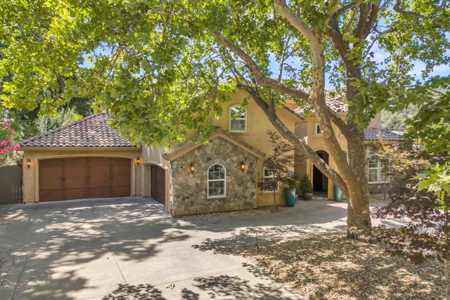 3745 Marshall Ave, Carmichael, CA 95608