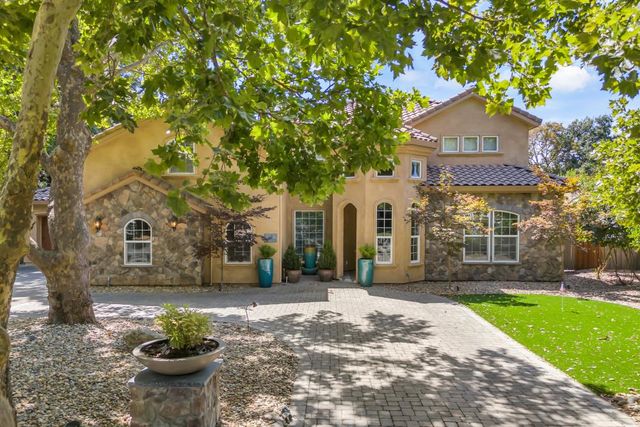 3745 Marshall Ave, Carmichael, CA 95608