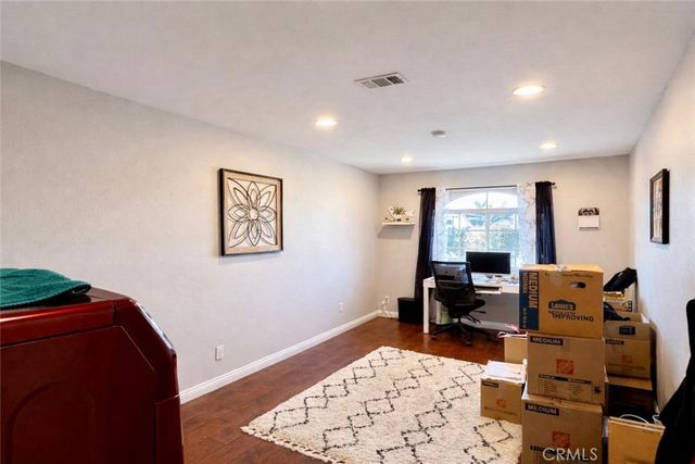 1063 Barnes Court, Calimesa, CA 92320