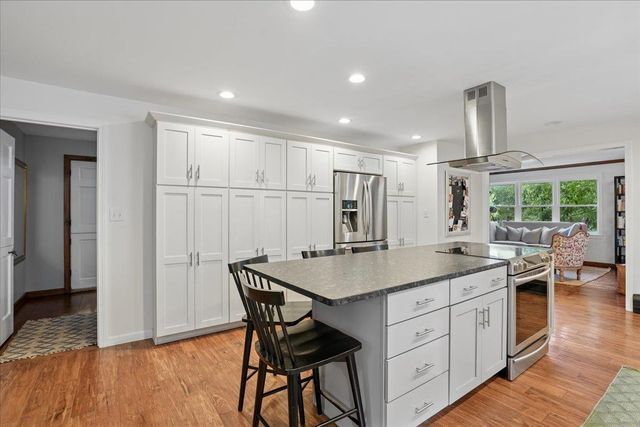 81 Blood Road, Hollis, NH 03049