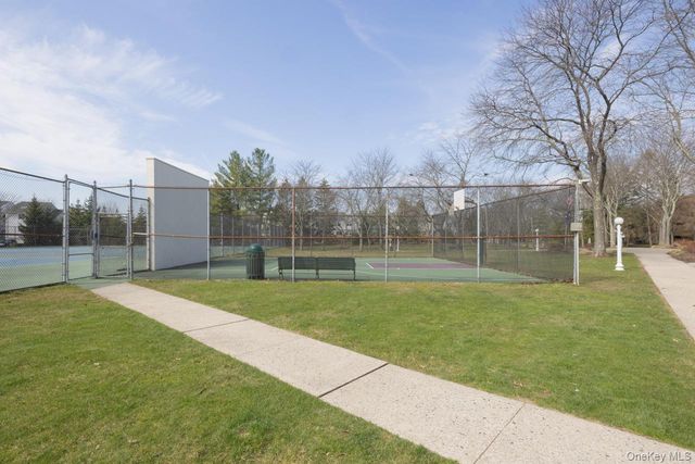 42 Eagle Ridge Way, Nanuet, NY 10954