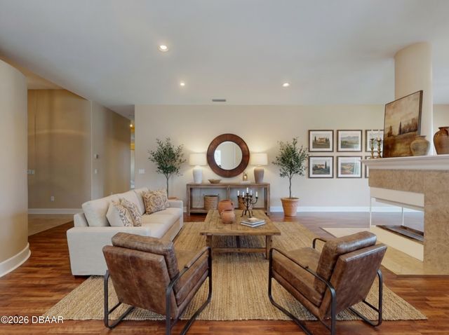 71 Carriage Creek Way, Ormond Beach, FL 32174