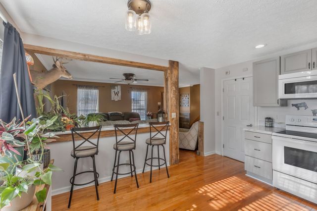 115 Sherron Dr, Dickson, TN 37055