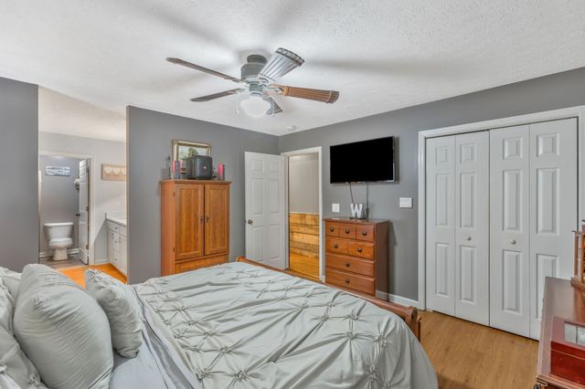 115 Sherron Dr, Dickson, TN 37055