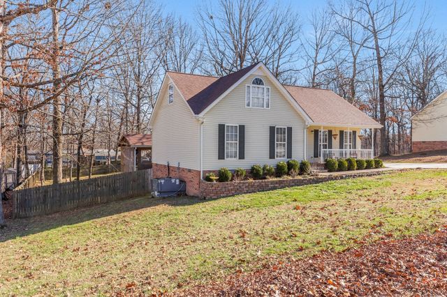 115 Sherron Dr, Dickson, TN 37055