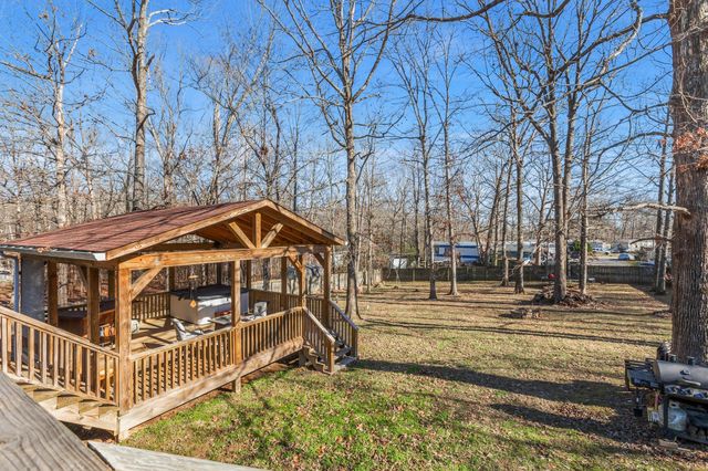 115 Sherron Dr, Dickson, TN 37055