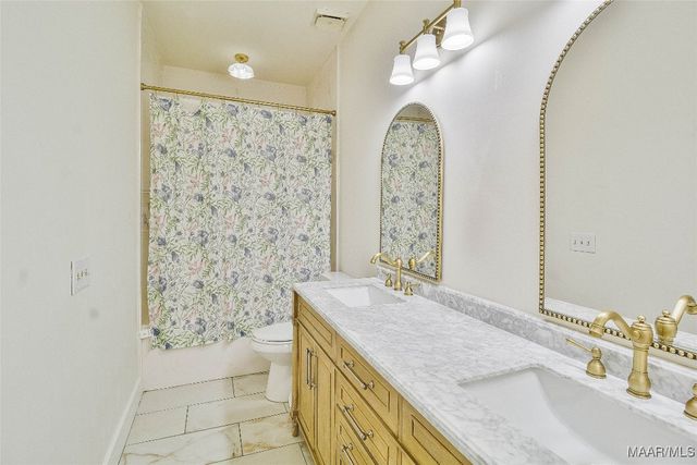 516 Seasons Court, Prattville, AL 36066