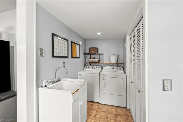 806 Gales Avenue, Winston-salem, NC 27103