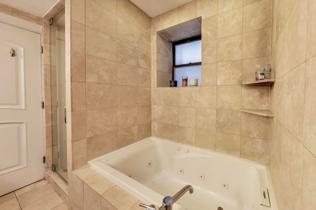 5014 S Blackstone Avenue GN, Chicago, IL 60615