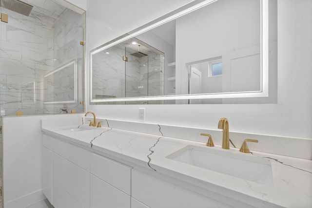 2607 Hoya Dr, Midland, TX 79707