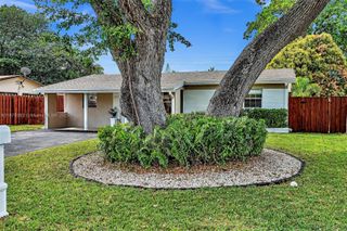 4633 SW 28th Ave, Dania Beach, FL 33312