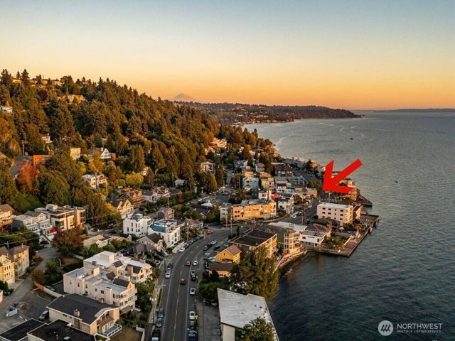 4030 Beach Drive SW, Seattle, WA 98116