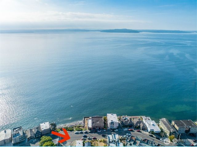 4030 Beach Drive SW, Seattle, WA 98116