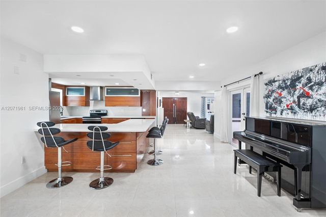 2430 SW 22nd Terrace, Miami, FL 33145