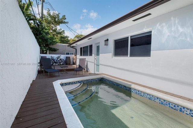 2430 SW 22nd Terrace, Miami, FL 33145