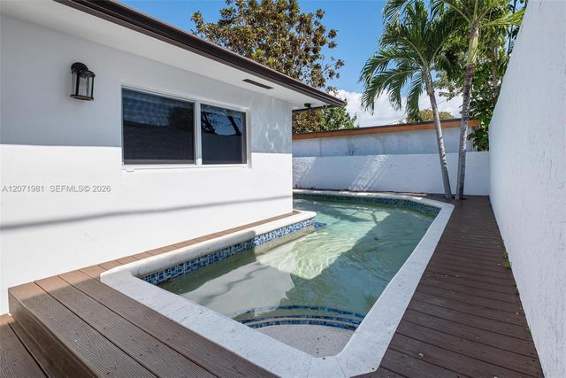 2430 SW 22nd Terrace, Miami, FL 33145