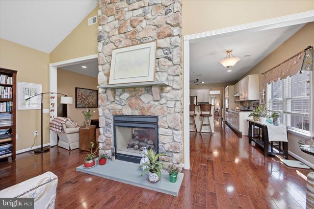 158 GLENMOOR CIR N, Easton, PA 18045
