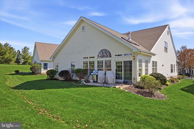 158 GLENMOOR CIR N, Easton, PA 18045