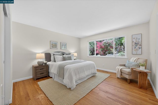 1882 Camino Pablo, Moraga, CA 94556