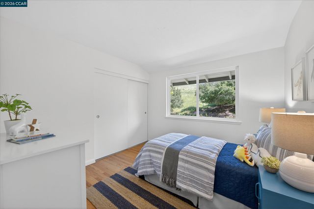 1882 Camino Pablo, Moraga, CA 94556