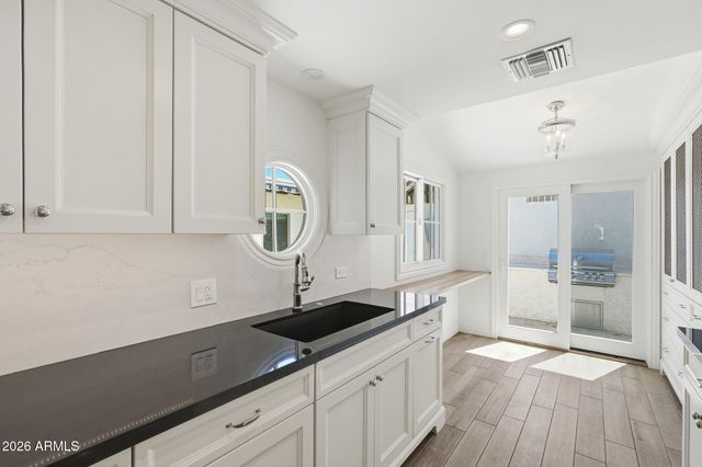 14238 N 2ND Avenue, Phoenix, AZ 85023