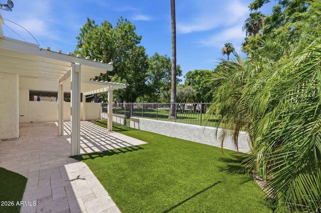 14238 N 2ND Avenue, Phoenix, AZ 85023