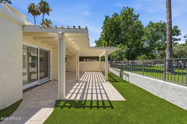 14238 N 2ND Avenue, Phoenix, AZ 85023