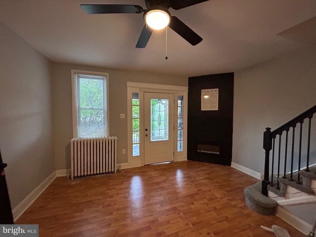 427 E SHARPNACK ST, Philadelphia, PA 19119